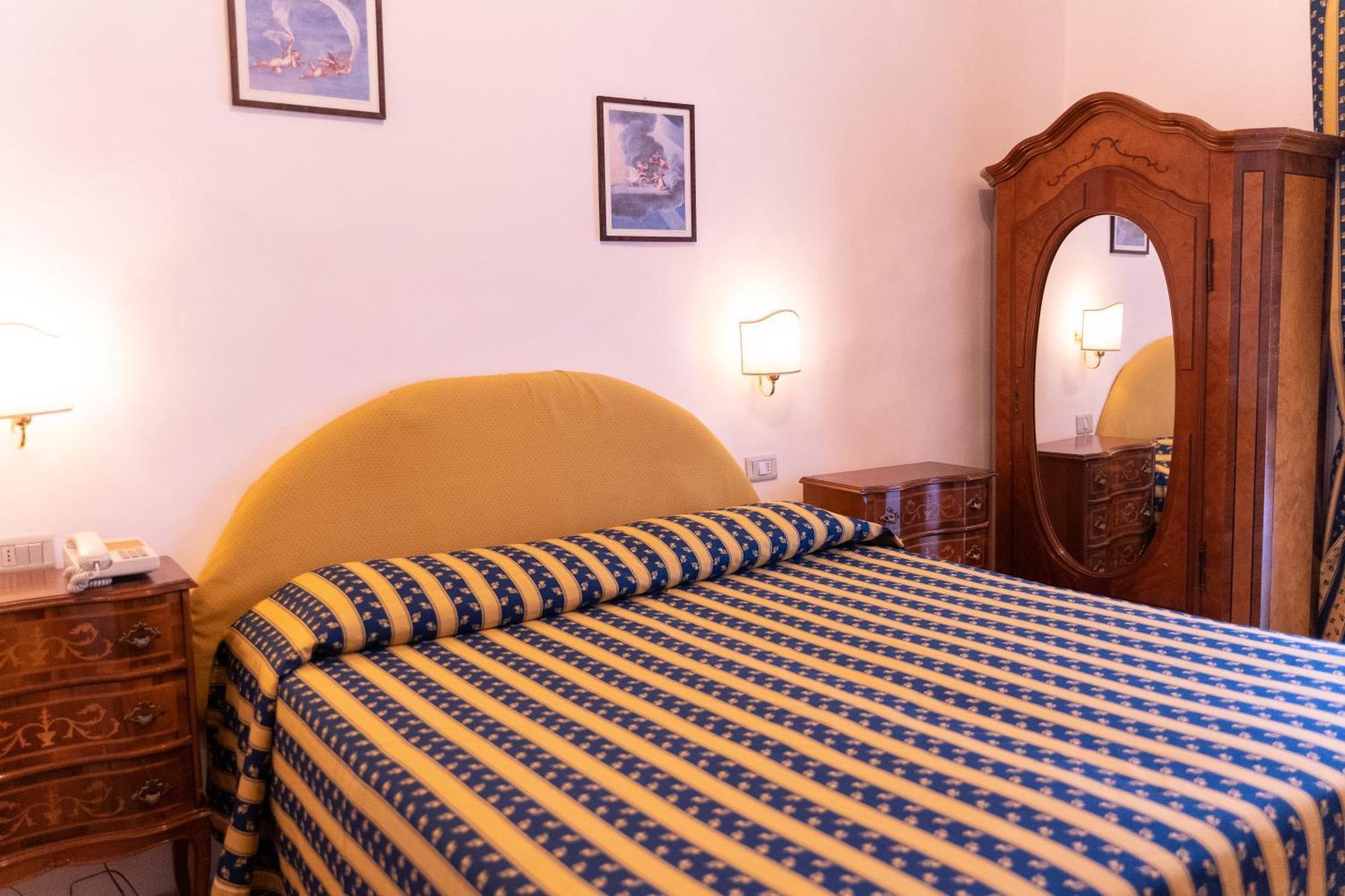 Hotel Belvedere Ассизи Экстерьер фото
