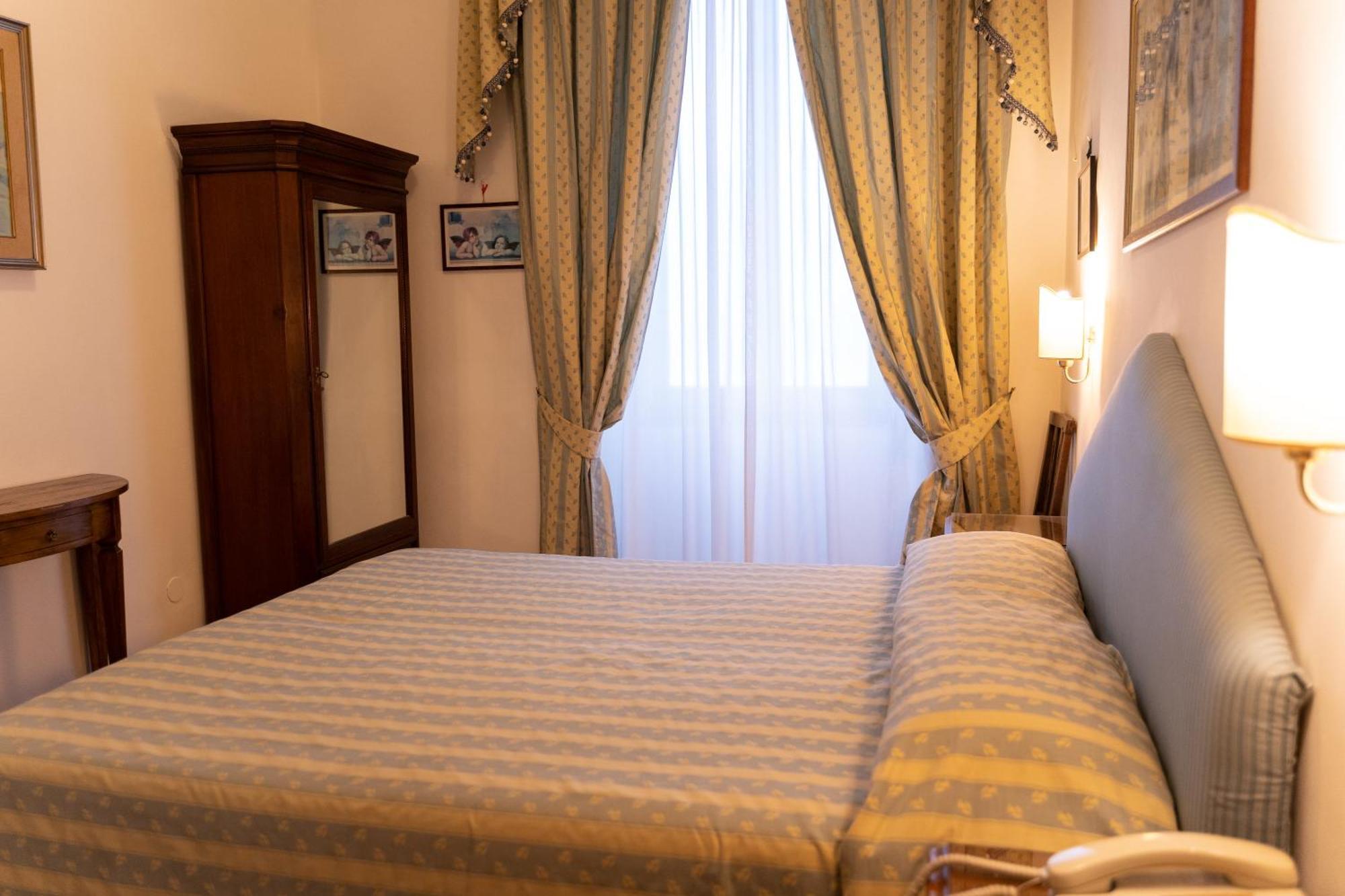 Hotel Belvedere Ассизи Экстерьер фото